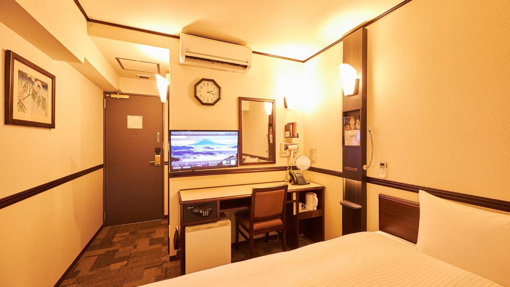 Toyoko Inn Tokyo Eki Yaesu Kita Guchi Quarto foto